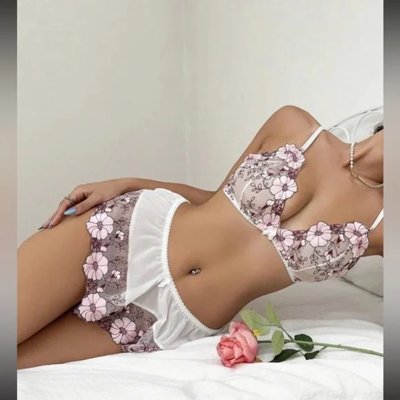 New Inventory 🔥Floral Print Mesh Lingerie Set🔥 - Picture 5 of 5